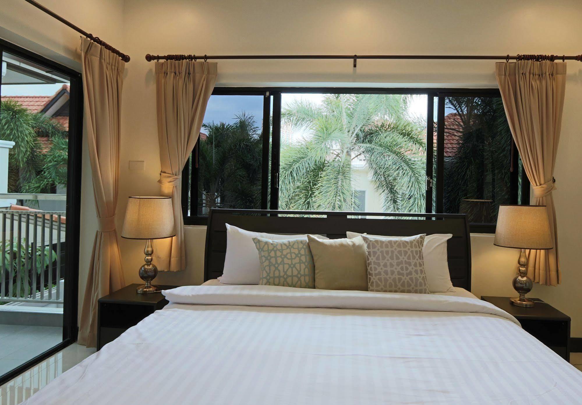 Siam Pool Villa Pattaya Exterior photo